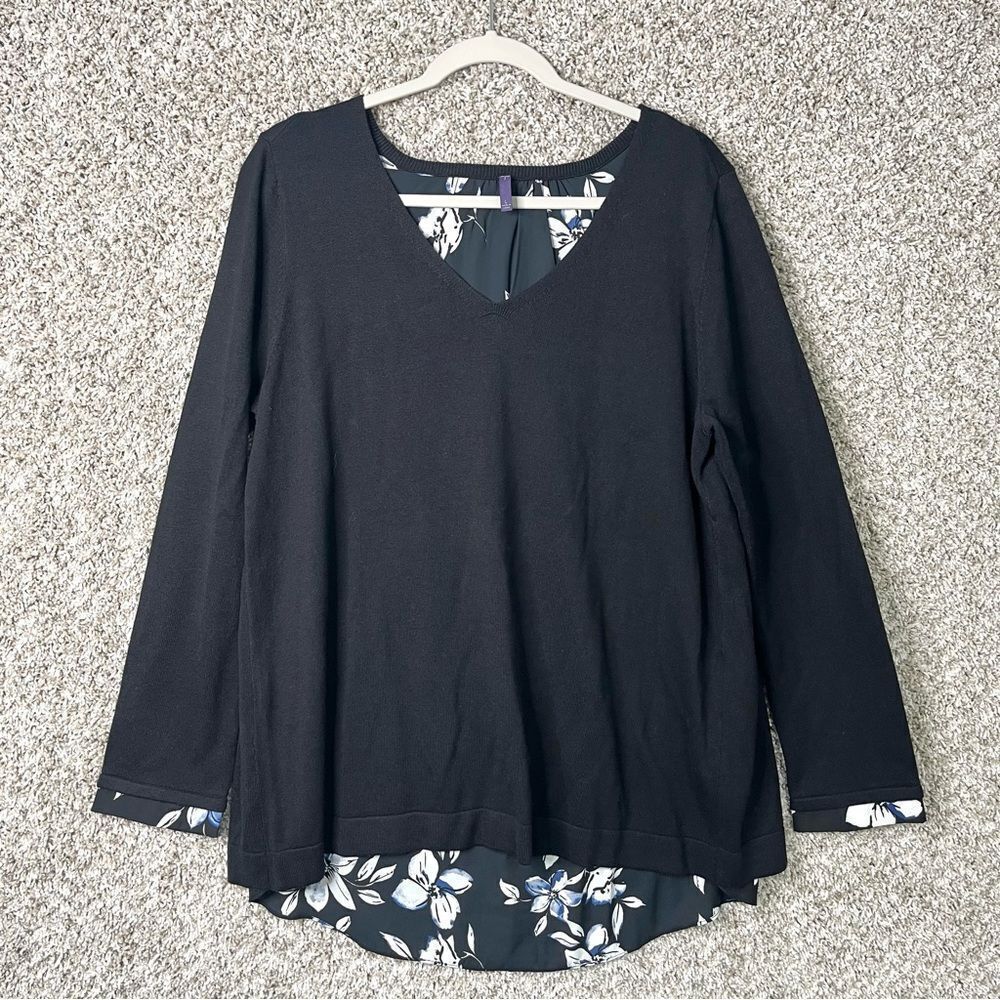 NYDJ Sweater Women’s Large Black with Floral Chiffon Underlay V-Neck Split Back